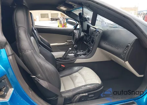 2010 Chevrolet Corvette Grand Sport из США, поврежденный, VIN 1G1YS2DW2A5105367